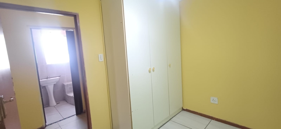 4 Bedroom Property for Sale in Southernwood Eastern Cape
